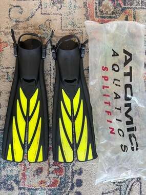 Atomic Aquatics Split Fins Scuba Dive Open Heel Adjustable Yellow Black Medium